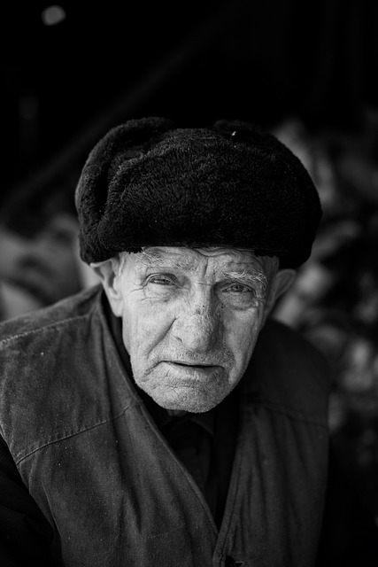 elderly-person-640x480-14194906.jpeg