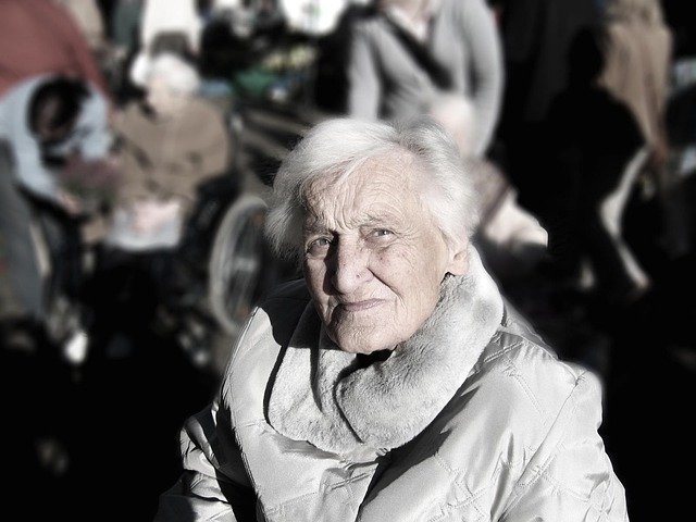 elderly-person-640x480-72911571.jpeg
